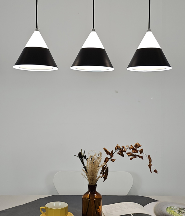 라일스 알파 3등 주방식탁등 식탁펜던트 갓조명 (대/소)